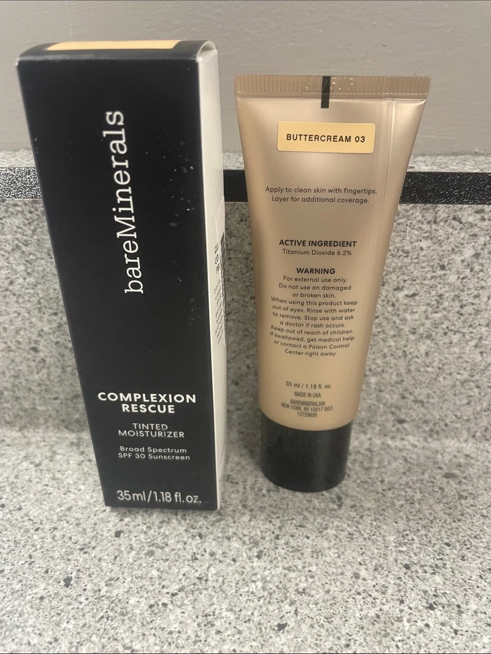 bareMinerals Complexion Rescue Tinted Moisturizer — Buttercream (03)